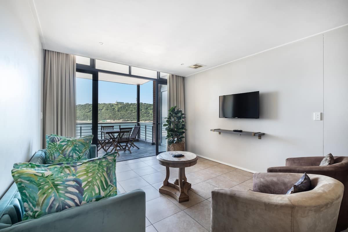 Deluxe Harbor View Two-Bedroom Apartment